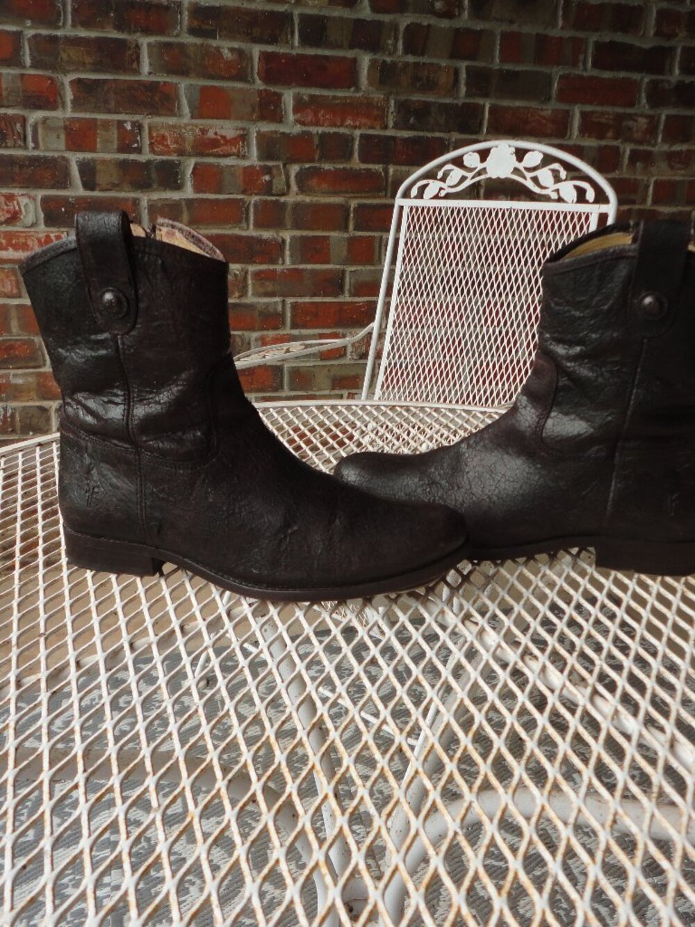 FRYE Brown Leather Distressed Zipper Ankle Boots Size 8B - Picture 5 of 11
